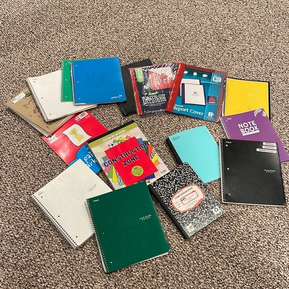 School supply bundle (pre-loved) - Picture 1 of 5